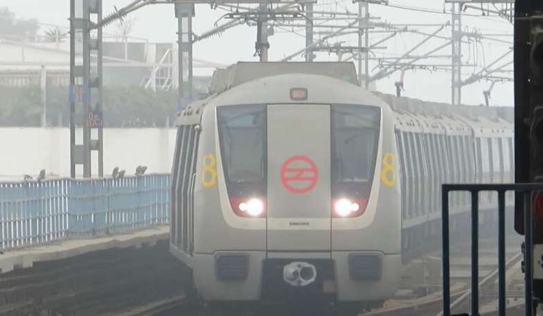 दिल्ली मेट्रो फेज-4 की देरी का खतरा, सरकार से 7200 करोड़ रुपये की मांग दिल्ली मेट्रो फेज-4 की देरी का खतरा, सरकार से 7200 करोड़ रुपये की मांग