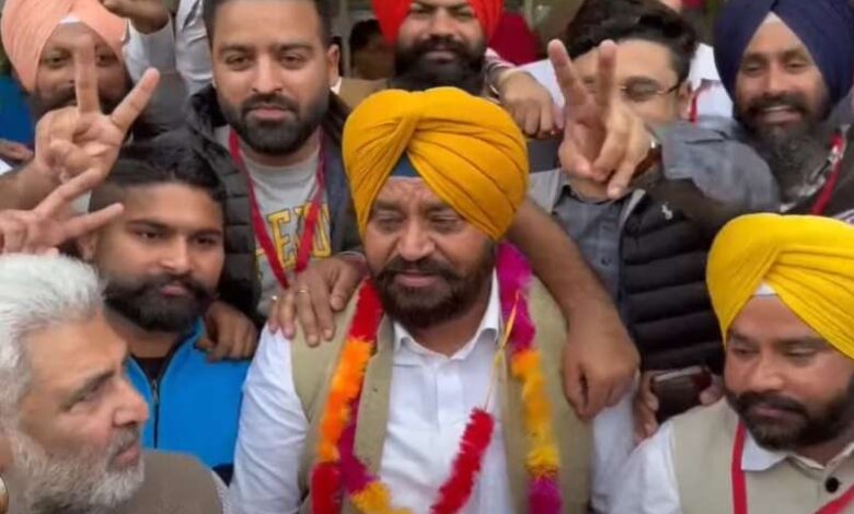 डेरा बाबा नानक में AAP की जीत, गुरदीप रंधावा बने विधायक डेरा बाबा नानक में AAP की जीत, गुरदीप रंधावा बने विधायक