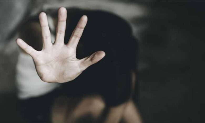 सिविल लाइन में तीन साल के बालक से कूकर्म, पुलिस ने पीड़ित को थाने से भगाया, कलेक्टर और आइजी से की फरियाद सिविल लाइन में तीन साल के बालक से कूकर्म, पुलिस ने पीड़ित को थाने से भगाया, कलेक्टर और आइजी से की फरियाद