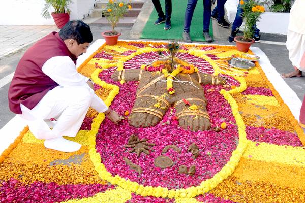 गोवंश पालने वालों को मिलेगा क्रेडिट कार्ड गोवंश पालने वालों को मिलेगा क्रेडिट कार्ड