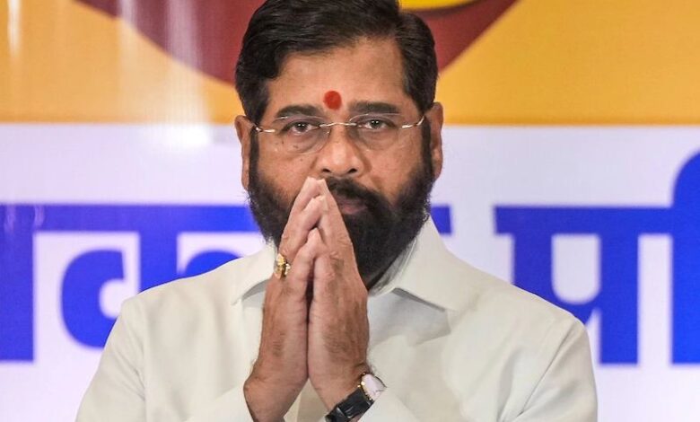 एकनाथ शिंदे ने भाजपा आलाकमान से की पार्टी नेताओं की शिकायत एकनाथ शिंदे ने भाजपा आलाकमान से की पार्टी नेताओं की शिकायत