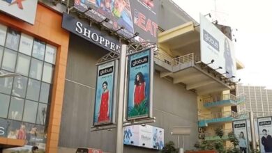 नोएडा GIP मॉल की चौथी मंजिल से कूदकर युवती ने दी जान, पुलिस जांच में जुटी