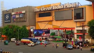GIP मॉल में चोरी, स्टोर से लाखों रुपये का सामान गायब