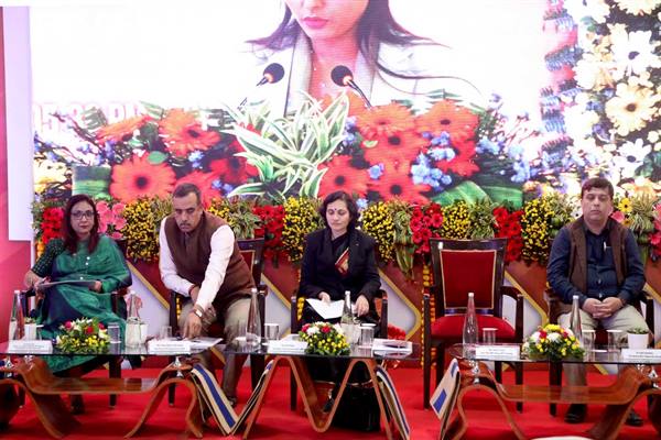 मप्र वरिष्ठ नागरिक नीति को और ज्यादा प्रासंगिक बनाने पर जोर मप्र वरिष्ठ नागरिक नीति को और ज्यादा प्रासंगिक बनाने पर जोर