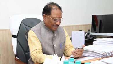 संघर्षों में पली बिटिया ने थामा बैडमिंटन का रैकेट तो मुख्यमंत्री ने दी शाबाशी, कहा- खूब आगे बढ़िये, हम आपके साथ हैं