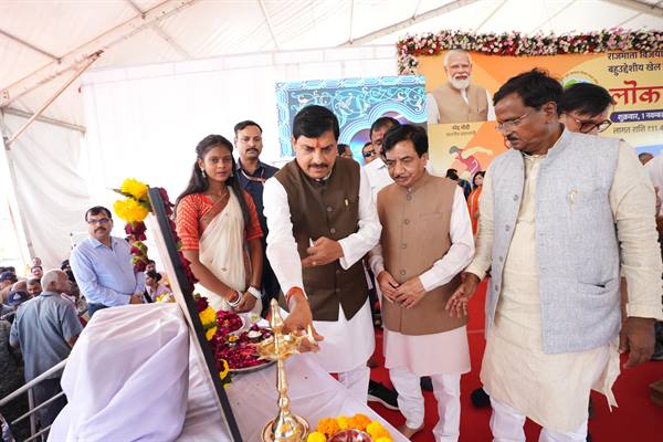 विक्रम विवि उज्जैन में शीघ्र ही बनेगा विश्व-स्तरीय क्रिकेट स्टेडियम विक्रम विवि उज्जैन में शीघ्र ही बनेगा विश्व-स्तरीय क्रिकेट स्टेडियम