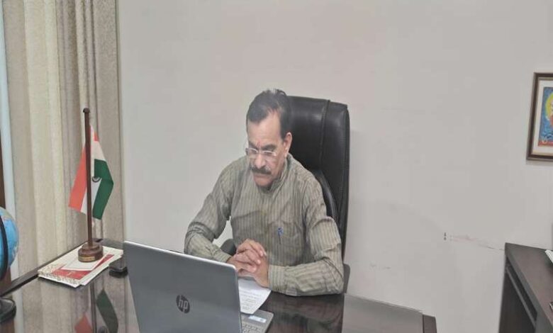 भारतीय जनता पार्टी के प्रदेश अध्यक्ष व खजुराहो सांसद श्री विष्णुदत्त शर्मा ने नई दिल्ली में केन्द्रीय मंत्रियों से मुलाकात कर खजुराहो-रीवा विमान सेवा का वर्चुअल किया शुभारंभ भारतीय जनता पार्टी के प्रदेश अध्यक्ष व खजुराहो सांसद श्री विष्णुदत्त शर्मा ने नई दिल्ली में केन्द्रीय मंत्रियों से मुलाकात कर खजुराहो-रीवा विमान सेवा का वर्चुअल किया शुभारंभ