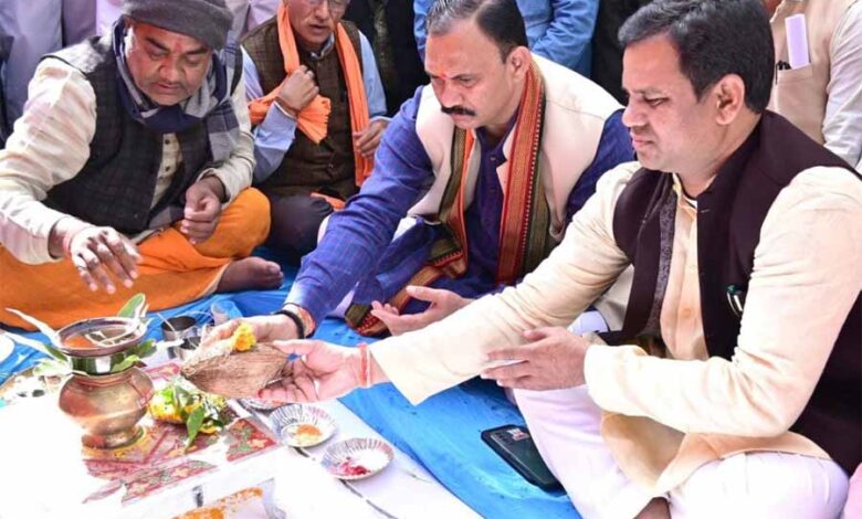 विष्णु के सुशासन और मोदी की गारंटी में प्रदेश में हो रहा है लगातार विकास कार्य : मंत्री जायसवाल विष्णु के सुशासन और मोदी की गारंटी में प्रदेश में हो रहा है लगातार विकास कार्य : मंत्री जायसवाल