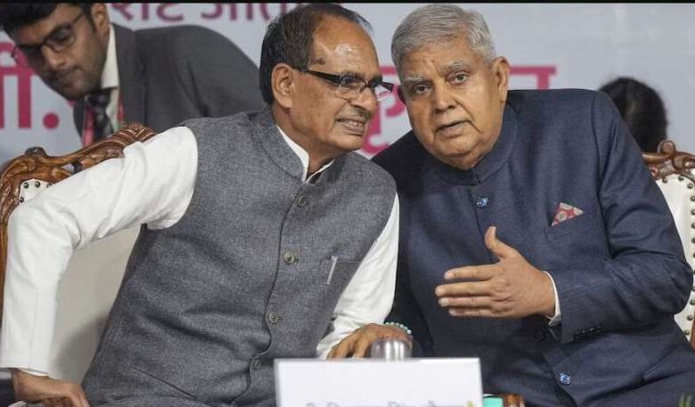 उपराष्ट्रपति ने कृषि मंत्री शिवराज से पूछा  किसानों से किए वादे क्यों नहीं निभाए