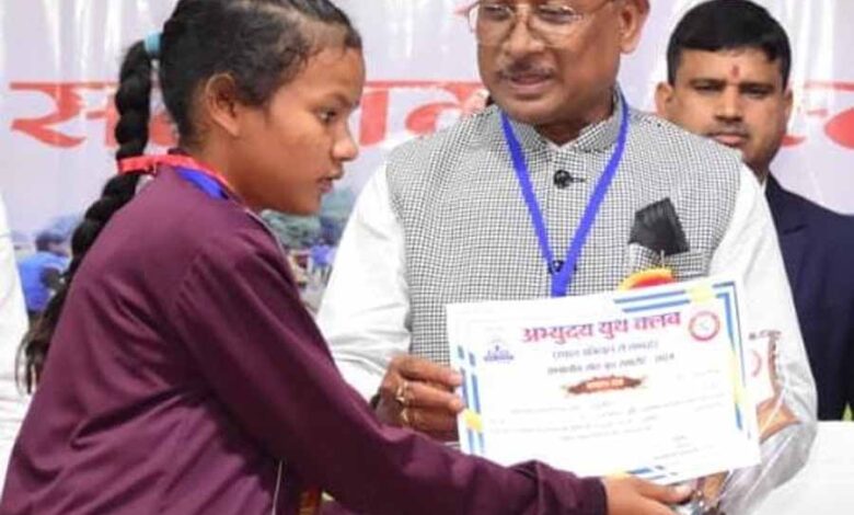हमारी सरकार प्रधानमंत्री नरेन्द्र मोदी की गारंटी को पूरा करने तथा सुशासन स्थापित करने के लिए दृढ़ संकल्पित: मुख्यमंत्री साय हमारी सरकार प्रधानमंत्री नरेन्द्र मोदी की गारंटी को पूरा करने तथा सुशासन स्थापित करने के लिए दृढ़ संकल्पित: मुख्यमंत्री साय