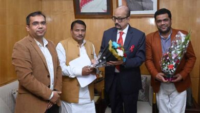 राज्यपाल से स्वर्ण कला बोर्ड के गठन की मांग