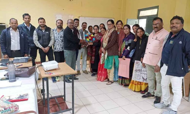 डाईट रायपुर मे हूई पदोन्नत प्रधान पाठक के पदस्थापना के लिए काउंसलिंग डाईट रायपुर मे हूई पदोन्नत प्रधान पाठक के पदस्थापना के लिए काउंसलिंग