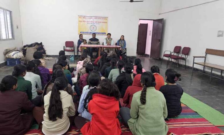 छात्रावास में आयुष विभाग द्वारा प्रकृति परीक्षण एवं स्वास्थ्य जागरूकता कार्यक्रम आयोजित छात्रावास में आयुष विभाग द्वारा प्रकृति परीक्षण एवं स्वास्थ्य जागरूकता कार्यक्रम आयोजित