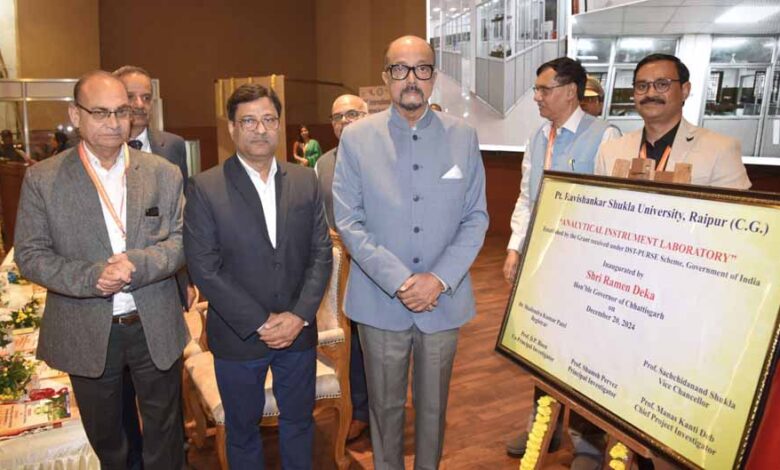 विकसित भारत बनाने के लिए वैज्ञानिक अनुसंधान और नवाचार की भूमिका महत्वपूर्ण : रमेन डेका विकसित भारत बनाने के लिए वैज्ञानिक अनुसंधान और नवाचार की भूमिका महत्वपूर्ण : रमेन डेका