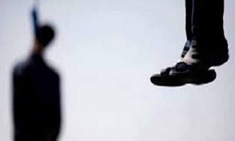 राजनांदगांव पुलिस रेंज की आरक्षक भर्ती प्रक्रिया के दौरान फर्जीवाड़ा उजागर होने के आरक्षक ने लगाई फांसी