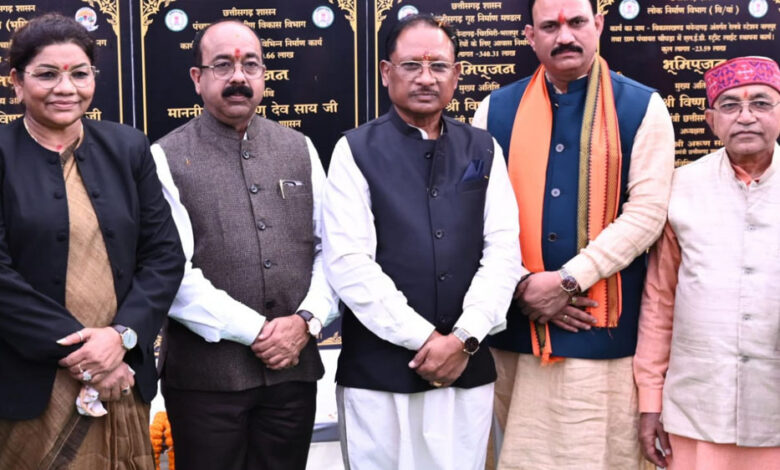 छत्तीसगढ़ के दूरस्थ अंचलों तक गुणवत्तायुक्त स्वास्थ्य सुविधाओं की पहुंच हमारी सबसे महत्वपूर्ण प्राथमिकता : मुख्यमंत्री विष्णुदेव साय छत्तीसगढ़ के दूरस्थ अंचलों तक गुणवत्तायुक्त स्वास्थ्य सुविधाओं की पहुंच हमारी सबसे महत्वपूर्ण प्राथमिकता : मुख्यमंत्री विष्णुदेव साय