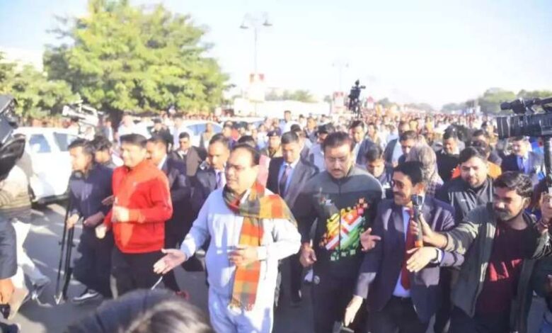 सीएम ने ‘रन फॉर विकसित राजस्थान’ को दिखाई हरी झंडी सीएम ने ‘रन फॉर विकसित राजस्थान’ को दिखाई हरी झंडी