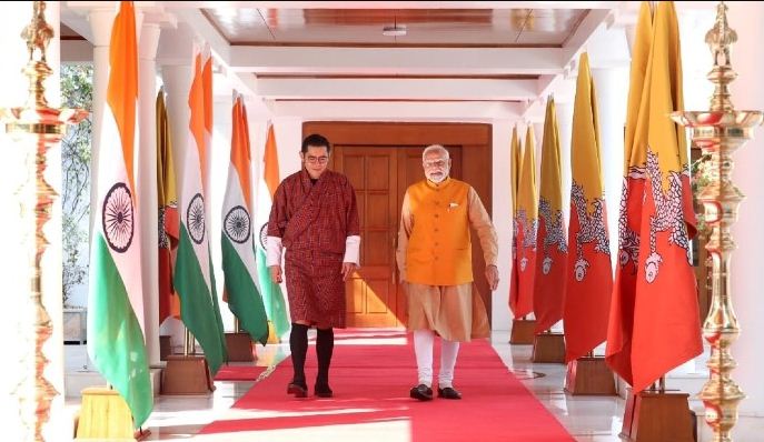 पीएम मोदी और भूटान नरेश ने संबंधों की लगातार मजबूती को लेकर जताई प्रतिबद्धता पीएम मोदी और भूटान नरेश ने संबंधों की लगातार मजबूती को लेकर जताई प्रतिबद्धता
