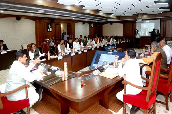 विद्युत एवं नवीकरणीय ऊर्जा उपकरणों के विनिर्माण को बढ़ावा देने के लिए औद्योगिक क्षेत्र मोहासा- बाबई में 442.04 एकड़ भूमि शामिल करने की स्वीकृति विद्युत एवं नवीकरणीय ऊर्जा उपकरणों के विनिर्माण को बढ़ावा देने के लिए औद्योगिक क्षेत्र मोहासा- बाबई में 442.04 एकड़ भूमि शामिल करने की स्वीकृति
