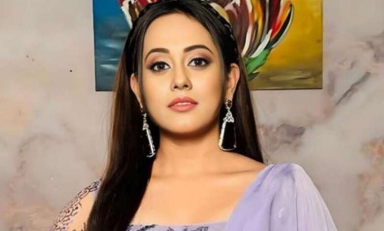 पाखी के किरदार में अच्छी लग रही है कृतिका की एक्टिंग