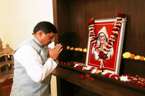 मुख्यमंत्री डॉ. यादव ने जननायक टंट्या मामा के बलिदान दिवस पर दी श्रद्धांजलि मुख्यमंत्री डॉ. यादव ने जननायक टंट्या मामा के बलिदान दिवस पर दी श्रद्धांजलि