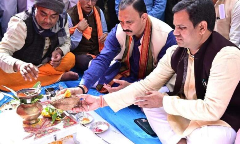 विष्णु के सुशासन और मोदी की गारंटी में प्रदेश में हो रहा है लगातार विकास कार्य : श्याम बिहारी जायसवाल विष्णु के सुशासन और मोदी की गारंटी में प्रदेश में हो रहा है लगातार विकास कार्य : श्याम बिहारी जायसवाल