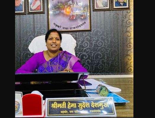 महापौर ने दी क्रिसमस की बधाई महापौर ने दी क्रिसमस की बधाई