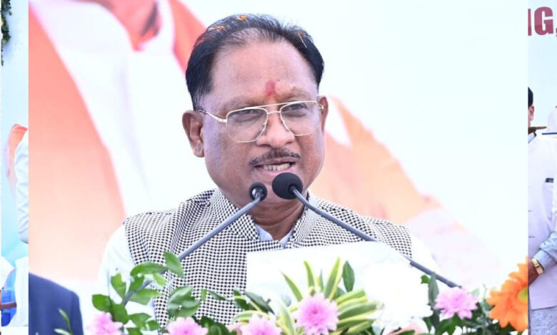 चिकित्सा क्षेत्र युवाओं के लिए एक अच्छा कैरियर होने के साथ-साथ लोगों की सेवा करने का सुअवसर भी करता है प्रदान : मुख्यमंत्री साय चिकित्सा क्षेत्र युवाओं के लिए एक अच्छा कैरियर होने के साथ-साथ लोगों की सेवा करने का सुअवसर भी करता है प्रदान : मुख्यमंत्री साय