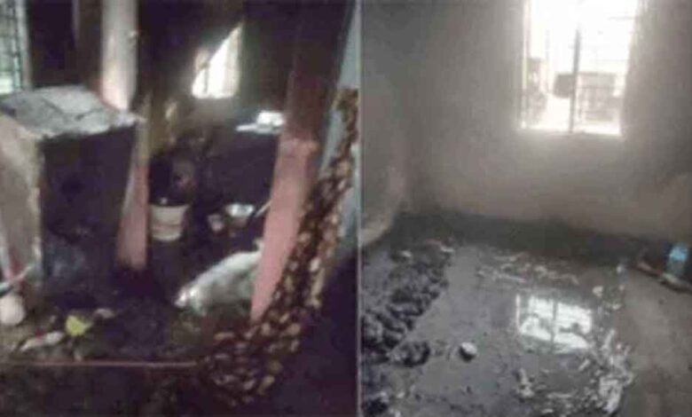 छत्तीसगढ़-रायगढ़ में लिव इन में प्रेमी जोड़े ने अपने ही घर में लगाई आग, पहले दोनों में हुआ था विवाद छत्तीसगढ़-रायगढ़ में लिव इन में प्रेमी जोड़े ने अपने ही घर में लगाई आग, पहले दोनों में हुआ था विवाद