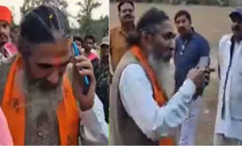 छत्तीसगढ़-कांकेर सांसद भोजराज नाग से ट्रैक्टर व जेसीबी मालिकों ने की शिकायत, पेमेंट न करने पर ठेकेदार को दी चेतावनी छत्तीसगढ़-कांकेर सांसद भोजराज नाग से ट्रैक्टर व जेसीबी मालिकों ने की शिकायत, पेमेंट न करने पर ठेकेदार को दी चेतावनी