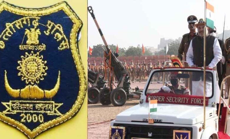 छत्तीसगढ़ को मिला राष्ट्रपति पुलिस कलर अवार्ड, अमित शाह ने घुड़सवार दस्ते के साथ ग्राउंड पहुंचकर ली सलामी छत्तीसगढ़ को मिला राष्ट्रपति पुलिस कलर अवार्ड, अमित शाह ने घुड़सवार दस्ते के साथ ग्राउंड पहुंचकर ली सलामी