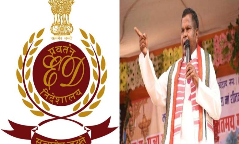 पूर्व मंत्री कवासी लखमा समेत इन चार नेताओं के घर ED की छापेमारी, भारी संख्या में सीआरपीएफ तैनात पूर्व मंत्री कवासी लखमा समेत इन चार नेताओं के घर ED की छापेमारी, भारी संख्या में सीआरपीएफ तैनात