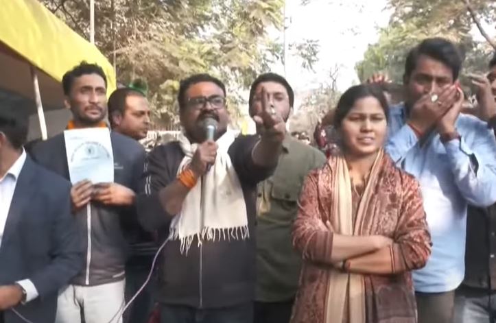 गुरु रहमान को BPSC आंदोलन में छात्रों को उकसाने के आरोप में नोटिस गुरु रहमान को BPSC आंदोलन में छात्रों को उकसाने के आरोप में नोटिस