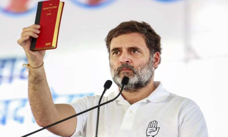 राहुल गांधी ने बीजेपी पर पूर्व पीएम मनमोहन सिंह का अपमान करने का आरोप लगाया, कहा- सरकार को दिखाना चाहिए था सम्मान राहुल गांधी ने बीजेपी पर पूर्व पीएम मनमोहन सिंह का अपमान करने का आरोप लगाया, कहा- सरकार को दिखाना चाहिए था सम्मान