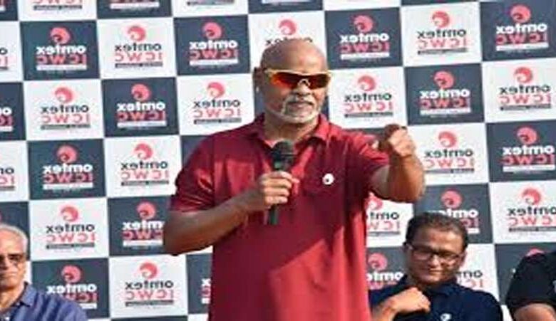 विनोद कांबली से भी बुरे हाल में रहे ये क्रिकेटर, पेट पालने के लिए की ‘दिहाड़ी मजदूरी’ विनोद कांबली से भी बुरे हाल में रहे ये क्रिकेटर, पेट पालने के लिए की ‘दिहाड़ी मजदूरी’