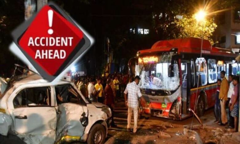 कुर्ला में इलेक्ट्रिक बस हादसा, 6 हफ्ते की ट्रेनिंग की बजाय एक दिन की ट्रेनिंग पर चल रही थी बस कुर्ला में इलेक्ट्रिक बस हादसा, 6 हफ्ते की ट्रेनिंग की बजाय एक दिन की ट्रेनिंग पर चल रही थी बस
