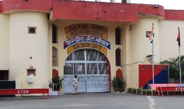 कैदियों को अब शैम्पू, सलाद के साथ नए साल से कई सुविधाएं मिलेंगी कैदियों को अब शैम्पू, सलाद के साथ नए साल से कई सुविधाएं मिलेंगी