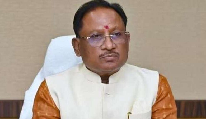 बिजनेसमैन ने GST अधिकारी को मुख्यमंत्री और मंत्री के नाम पर दी धमकी, जांच शुरू बिजनेसमैन ने GST अधिकारी को मुख्यमंत्री और मंत्री के नाम पर दी धमकी, जांच शुरू
