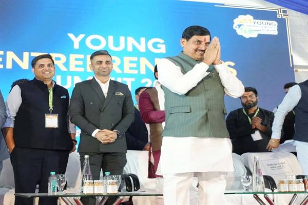 युवा उद्यमियों को प्रोत्साहन देने मप्र में अनुकूल माहौल: सीएम युवा उद्यमियों को प्रोत्साहन देने मप्र में अनुकूल माहौल: सीएम