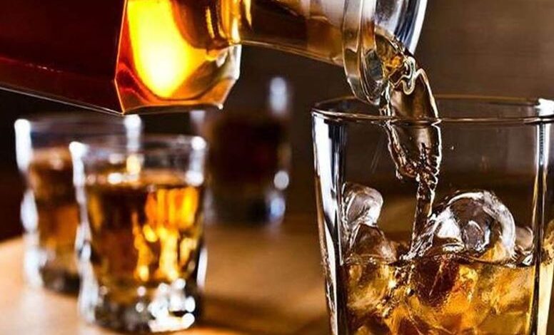 हैवन्स पार्क होटल में संयुक्त कार्रवाई, 9 बाटल हरियाणा की इम्पोर्टेड अंग्रेजी शराब बरामद हैवन्स पार्क होटल में संयुक्त कार्रवाई, 9 बाटल हरियाणा की इम्पोर्टेड अंग्रेजी शराब बरामद