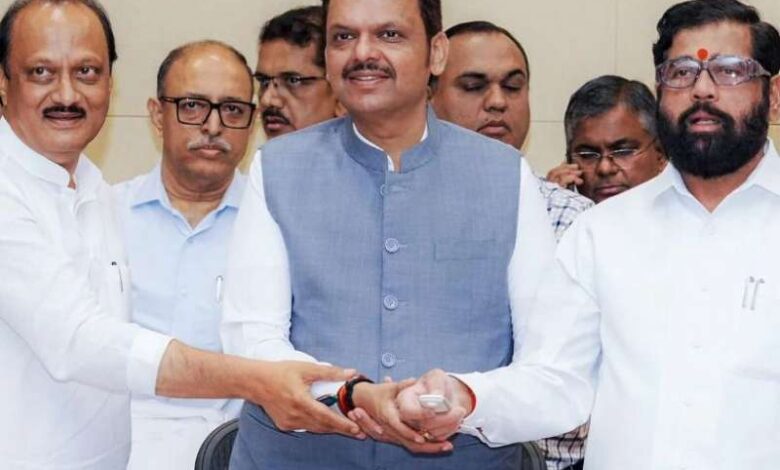 महाराष्ट्र में मुख्यमंत्री को लेकर पिक्चर अभी बाकी……….. महाराष्ट्र में मुख्यमंत्री को लेकर पिक्चर अभी बाकी………..
