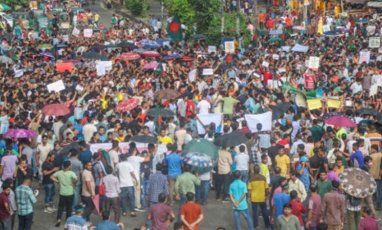 बांग्लादेशी हिंदुओं पर हिंसा के खिलाफ 100 देशों में प्रवासी भारतीयों ने किया प्रदर्शन
