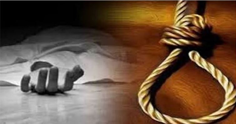 पुलिस मुख्यालय में इंस्पेक्टर ने की ख़ुदकुशी, खुद को मारी गोली… पुलिस मुख्यालय में इंस्पेक्टर ने की ख़ुदकुशी, खुद को मारी गोली…