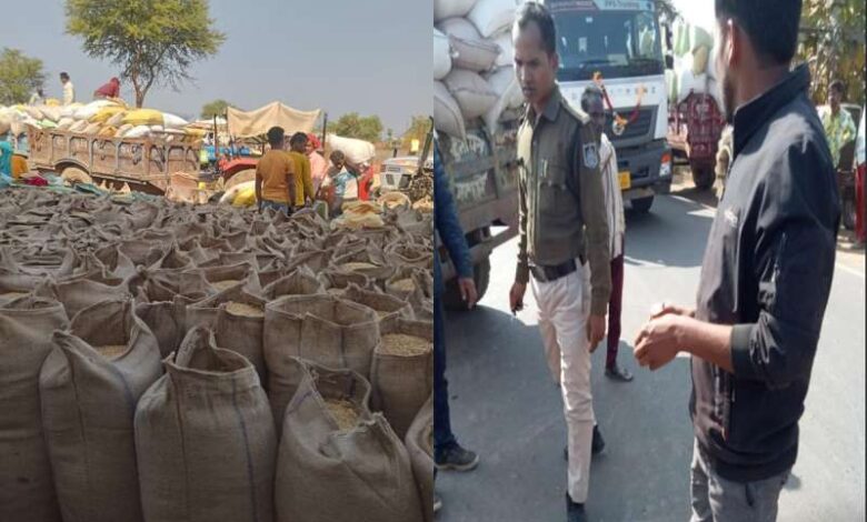 अमरपुर खरीदी केंद्र में किसानों की भीड़,पुलिस ने संभाला मोर्चा अमरपुर खरीदी केंद्र में किसानों की भीड़,पुलिस ने संभाला मोर्चा