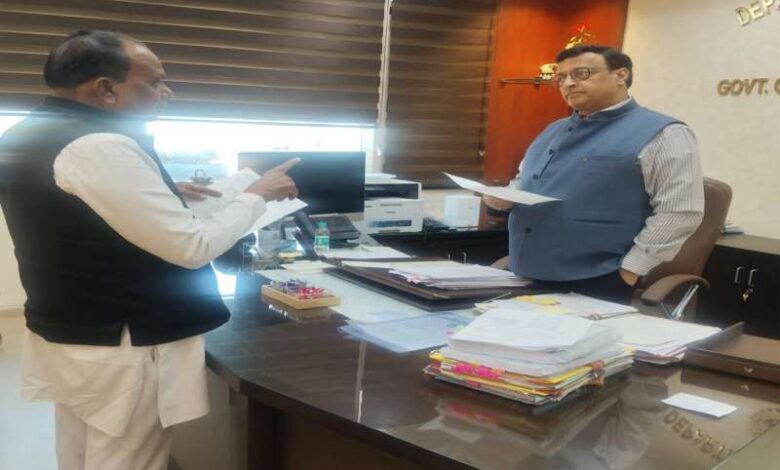 विधायक भूरिया ने प्रमुख सचिव मंडलोई से मुलाकत कर क्षेत्र में फीडर सेप्रेशन व ग्रिड की समस्याओं से करवाया अवगत विधायक भूरिया ने प्रमुख सचिव मंडलोई से मुलाकत कर क्षेत्र में फीडर सेप्रेशन व ग्रिड की समस्याओं से करवाया अवगत