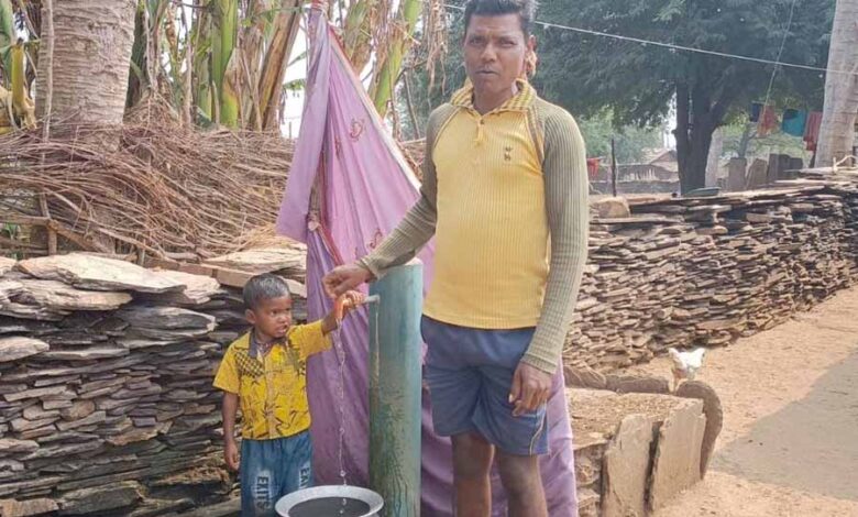 जल जीवन मिशन से विश्वप्रसिद्ध पर्यटन ग्राम तीरथगढ़ के हर घर पहुंचा जल जल जीवन मिशन से विश्वप्रसिद्ध पर्यटन ग्राम तीरथगढ़ के हर घर पहुंचा जल