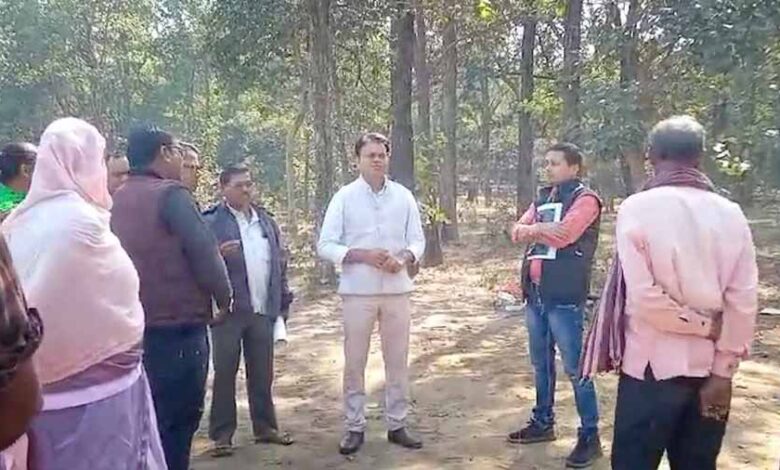 बालोद कलेक्टर ने जनता और कार्यालयों के कामकाज में कसावट के लिए अधीनस्थ अधिकारियों को दिए दिशा-निर्देश बालोद कलेक्टर ने जनता और कार्यालयों के कामकाज में कसावट के लिए अधीनस्थ अधिकारियों को दिए दिशा-निर्देश