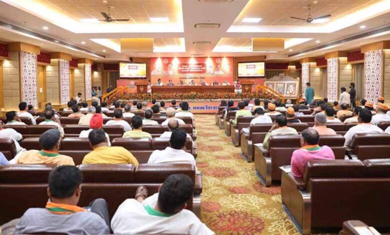 नगरीय निकाय चुनाव: कांग्रेस के ओबीसी आरक्षण के आरोपों को विधायक कौशिक ने बताया नौटंकी नगरीय निकाय चुनाव: कांग्रेस के ओबीसी आरक्षण के आरोपों को विधायक कौशिक ने बताया नौटंकी