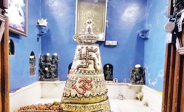 मकर संक्रांति पर बैजनाथ शिव मंदिर में होगा महाकाल की पिंडी का घृत श्रृंगार,पहुंचे भक्त भोले के द्वार मकर संक्रांति पर बैजनाथ शिव मंदिर में होगा महाकाल की पिंडी का घृत श्रृंगार,पहुंचे भक्त भोले के द्वार
