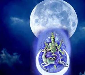 चंद्रमा को पत्नी रोहिणी से प्यार करने की मिली थी सजा, ससुर ने दे दिया था कुरूप होने का श्राप चंद्रमा को पत्नी रोहिणी से प्यार करने की मिली थी सजा, ससुर ने दे दिया था कुरूप होने का श्राप